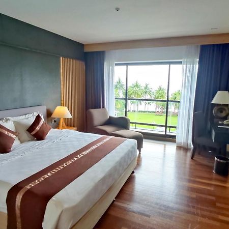 Batam View Beach Resort Nongsa Εξωτερικό φωτογραφία