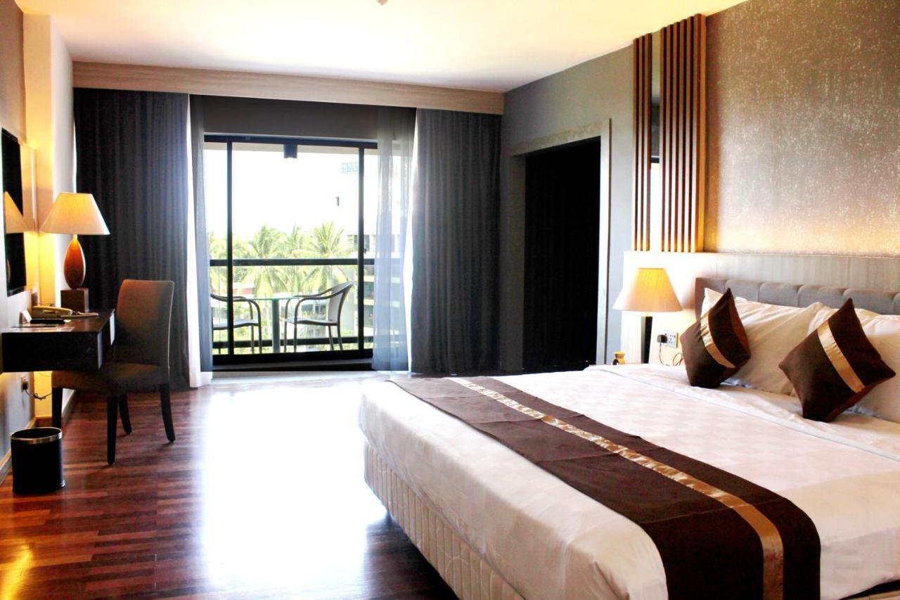 Batam View Beach Resort Nongsa Εξωτερικό φωτογραφία