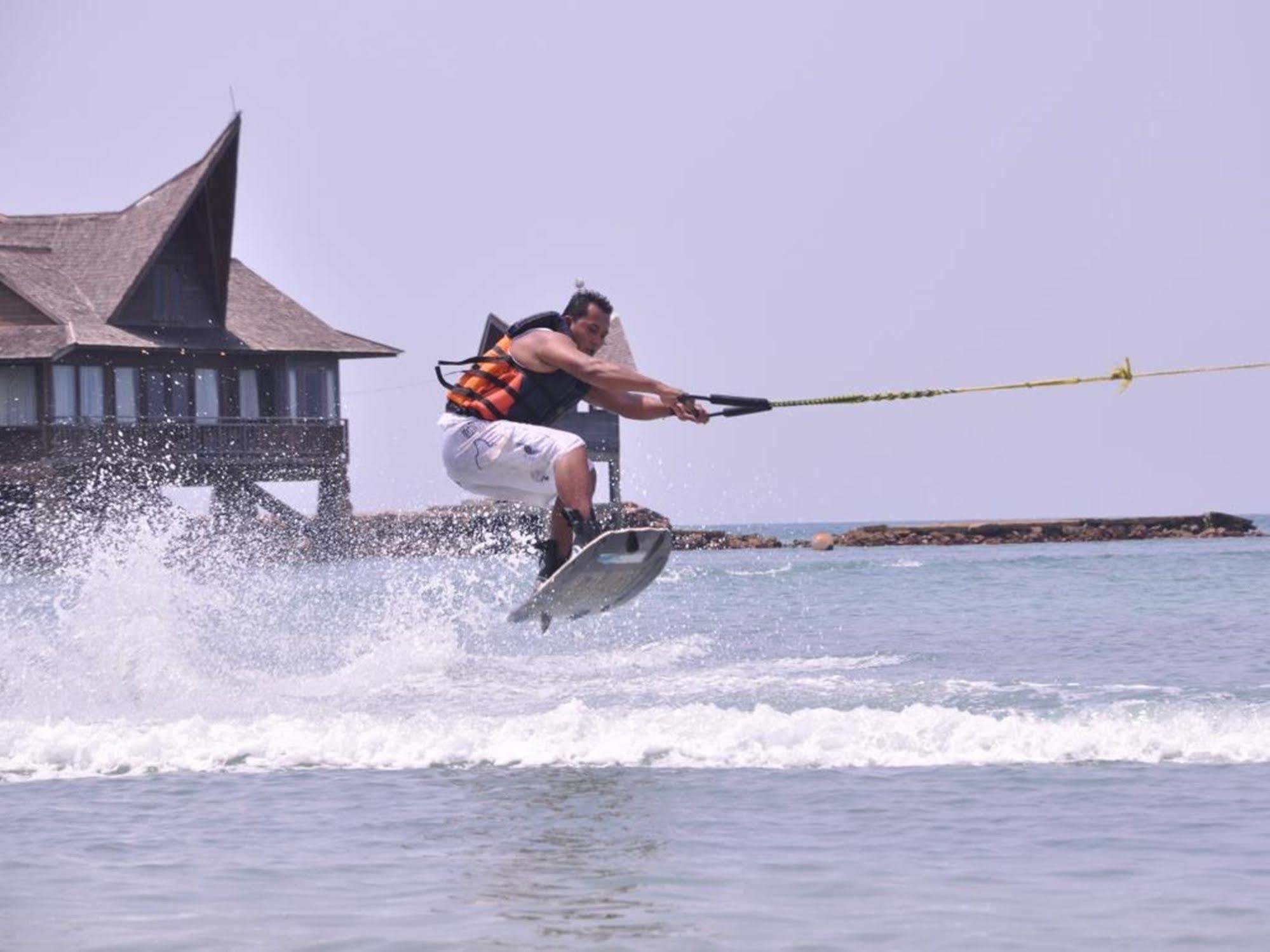 Batam View Beach Resort Nongsa Εξωτερικό φωτογραφία
