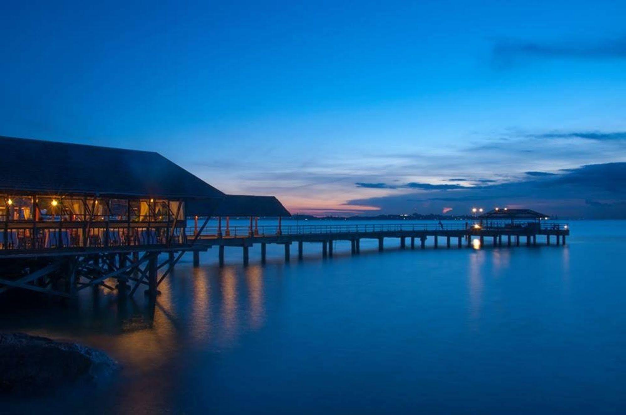 Batam View Beach Resort Nongsa Εξωτερικό φωτογραφία